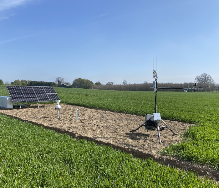 Flux Station in East Riding, Yorkshire (c) Simon Oakley